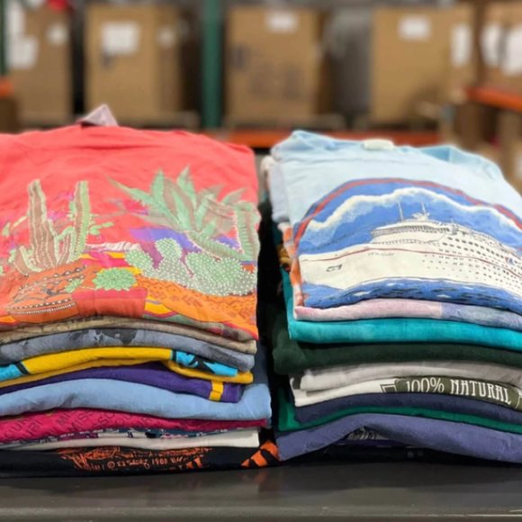 MYSTERY T-Shirt Bundle 90s Vintage Style ,Y2K T-Shirt Bundle, Retro Graphic Tees - Picture 2 of 2